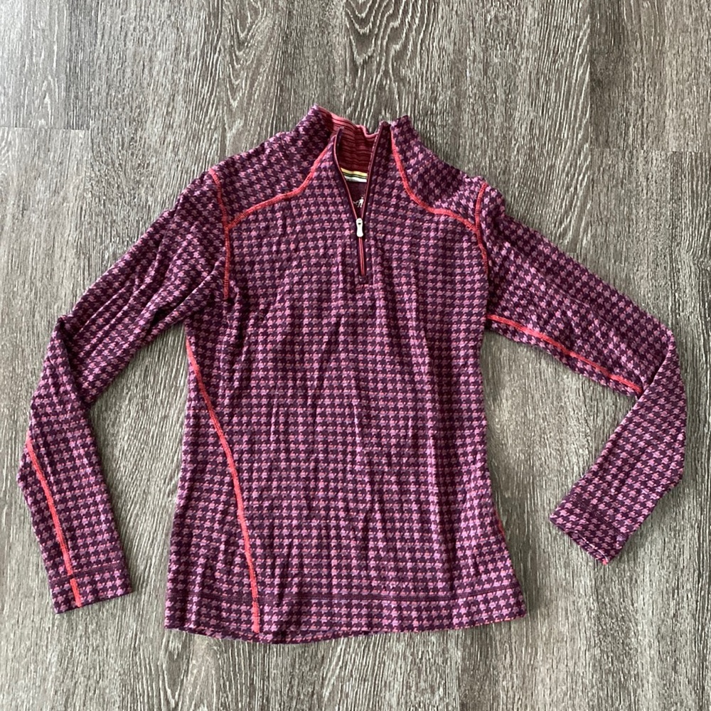 Smartwool quarter zip pullover! Pink and purple! Size medium!